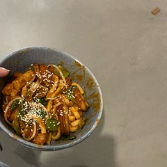 So yummy and simple I didn’t add the corn and used bok choy instead. I think the recipe makes little sauce so add more than u think u may need.