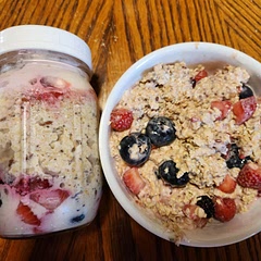 These are great for quick meal. Good with fresh or frozen fruit,  frozen will allow juices to soak into the oats. We add flax-chia-hemp seed mix also. 