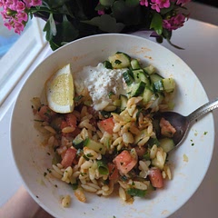 mods: I added too much lemon and i also did NOT put in red onion (preference) mint, or dill cause I didn't wanna buy a bunch for 1 recipe, also no feta or cherry tomatoes. too expensive. swapped for a dollop of cottage cheese and for regular tomatoes.
 but it's amazing and refreshing 