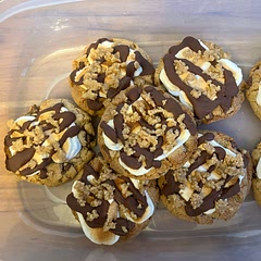 These cookies are TOO GOOD! The only thing I would do differently, is make my own marshmallow. Very easy to make.