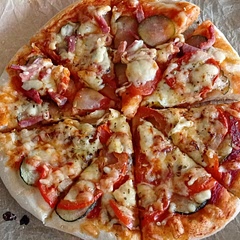 i was cooking this in school so i didnt have much time to cook it but i still have other half at home and will make another pizza, it tastes very good :]