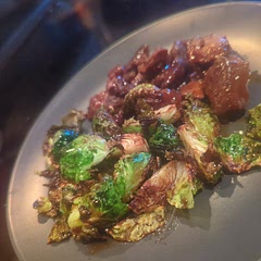 Fast and easy side for the healthy peeps. 