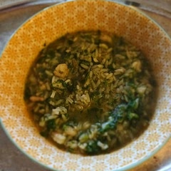 Much better than I expected. I used frozen spinach and frozen cooked prawns, which I just added at the end. I did add garlic salt. And I used coconut oil, which I think made all the difference, because it tasted quite exotic. 