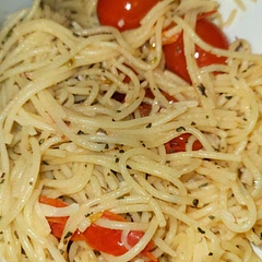 This is good. I would recommend not using dried basil and use the fresh like it says. Also I would add oil to the noodles before serving and maybe not cooking the tomato. Next time I will also add fresh spinach before serving.