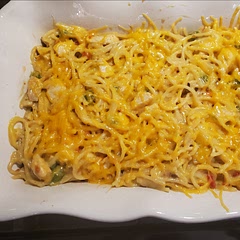 It was good! I love how the pimento make is so tangy while the bell pepper brings a subtle sweetness. Kids liked it too. Served with a side salad. 