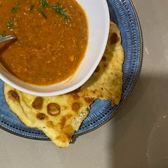 So yummy and easy will make again definitely ! I made vegan garlic naan bread to go with it and they work so well together definitely recommend💋