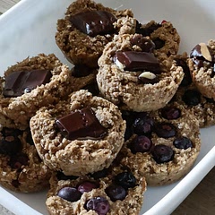 really quick and easy breakfast! it tastes great with dark chocolate although a little hard but I like the sensation of biting into the firmness 