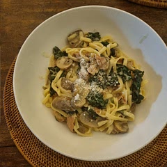 Seriously yummy...I added some parmesan while tossing the pasta. This helped thickening the sauce & coating the spaghetti.