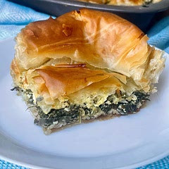 Greek Spinach Pie - Spanakopita 