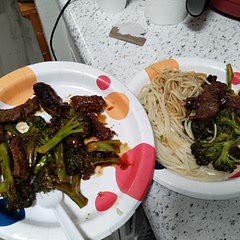 So good. Thick sauce decently easy. I used olive oil instead of sesame oil because I already had it. I also died not use the sesame seed garnish cause they don't excite me 🤷‍♀️