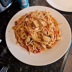 Added a bit more double cream and pasta water to make the sauce runier! Absolutely delicious! 