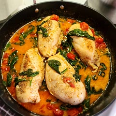 Such a gorgeous dish and it was really easy to make! Made some bread to go with it to soak up the sauce and it was great