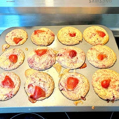 I blitzed the oats coarsely. We used mashed fresh berries so refrigeration was helpful for the berry-ness of a few large pieces.