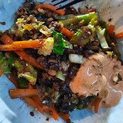 Used mixed veggies for a keto friendly dinner, tried it with a little bit of yumyum sauce too, very pleased with the flavor profile overall!! 
