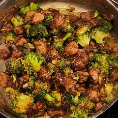 I'd do 1.5 pounds of beef and broccoli instead of 1 pound because there was quite a bit of sauce