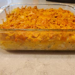 The rotisserie chicken had enough flavor. I didn't need to add any extra seasoning. 
I saved half in the freezer (not the cheez-its, just the chicken rice mixture) to make later. Half of this recipe was a perfect amount for me and 3 kids.
