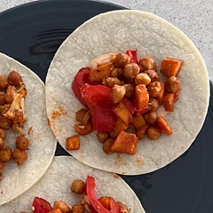 Next time I would maybe roast the chickpeas separately to keep them crispy, but this was a tasty and low effort meal that I think will make great leftovers.