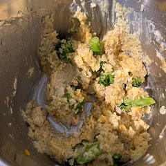 I didn’t use the ranch packet cause I didn’t have one on hand. Next time I’ll definitely add that since I think the taste was a little bland.