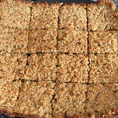 Made these for my mums friend that came round that never tried flapjacks before, she loved them! So sweet 🥰