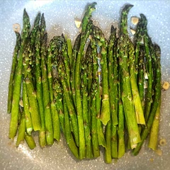 It was very delicious. I didn't use butter: extra virgin olive oil only. I guess next time I will not add garlic to make the taste simpler but it is tasty with garlic too. 