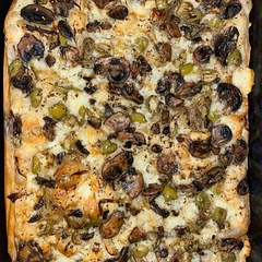 thanks for the receipt😍 i decided to add mushrooms and as a result focaccia tastes almost like a pizza 🍕