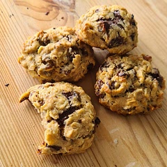 It was very good and delicious. A good healty alternative to classic oat cookies.  I would definitely bake it again and again!😄