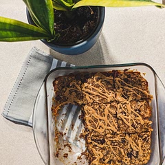 ⭐⭐⭐⭐⭐—loved it. The mix of banana, peanut butter, and chocolate is perfect in every way. We ended up warming it up and eating it like an oatmeal bake. This is definitely one to make over and over again.