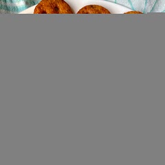Crunchy Cheese N’ Herb Smileys 