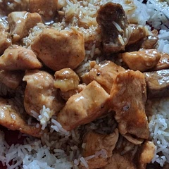 Very nice I used stake and chicken kids enjoyed this aswell forgot to add the garnish 