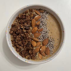 loved it, very banan-y, chocolate granola fits so well, unfortunately i forgot i have a sick throat and eating something straight from the freezer hurt a lot. no worries though! i’ll try it again in the summer heat