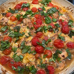 I used chicken tender bc it’s what I had so I sautéed the tomatoes a little before since the chicken wouldn’t need to cook as long.  Easy and delicious!