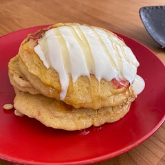 Super tasty, had to make a bit more batter as otherwise the pancakes were very small. I put banana protein powder in them and it tasted so good!