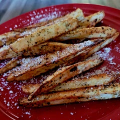 Won't buy frozen again! Used 1 potato and mixed it with garlic powder, salt, pepper, and Italian seasoning. Made garlic aioli for a dipping sauce.