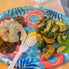 This is one of our favorite recipes! So easy and so flavorful! Our buns were stale, so we unintentionally went low carb tonight but it’s still good without the bread!