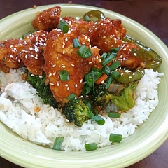 Made this last night and turned out AMAZING! I doubled the sauce and added cooked broccoli, onions, carrots, and green bell peppers then tossed it all together. So delicious. My 9 year old loved it.