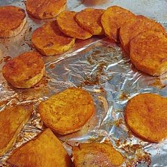 These are delicious and they're really beautiful. I added a little honey for more caramelization.