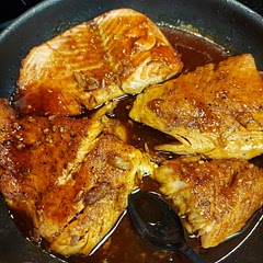 Great! Family loved it, I doubled sauce for 4 LARGE pieces of fish, it was perfect. I subbed avocado oil with sesame seed oil, doubled Sriracha and only 1 tbsp of honey, we like it more spicy😉