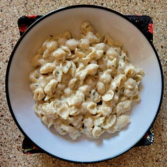 Didn't have enough brie so we added mozzarella to compensate. This was good. 