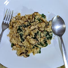 Easy to prep and cook. Used shiitake mushrooms and coconut amino as soya sauce replacement.