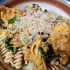 Added mushrooms, pasta, and garlic bread as a side and it was very tasty! Might be a weekend dinner for us!