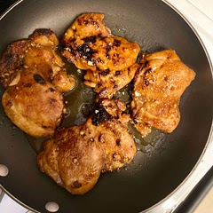 I marinated for 30min(found recipe at last minute)  When I make again I’ll definitely let marinade sit overnight 😊