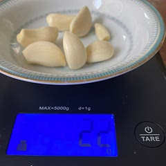 20-22 g garlic (~6 large cloves)