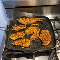 Used chicken breast but will try with chicken thighs next time.