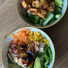This was absolutely AMAZING!!! although i recommend lining the baking tray before putting the lemon + salmon on x

i also used the same marinate for some air fryer tofu and it was soo good!

(for tofu, 200 c for 10 mins x