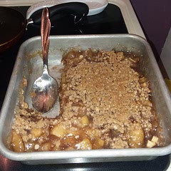I used a can of apple pie filling instead of regular apples. I think it was a bit too much cinnamon, but that might just be me. A super simple recipe I definitely recommend!