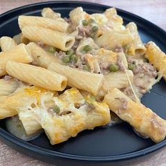 Pretty good and tasty recipe. However, maybe add more peas and do not precook the noodles. We added Mozzarella and Gouda for the taste.