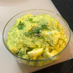 Look very healthy its makes me proud😋 taste quite good, eventhough i has lemon and greek yogurt but suprisingly its not that sour…..very good 😊.