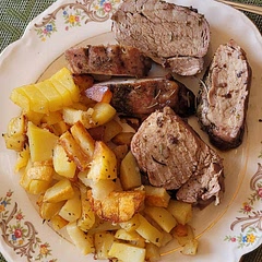 Muy buena receta!! No le puse el caldo pero lo reemplacé por aceite como dice en la receta. Y en vez de 20 minutos, lo cocine aprox 50 minutos. Lo acompañe con papas al horno y quedó muy rico!! 