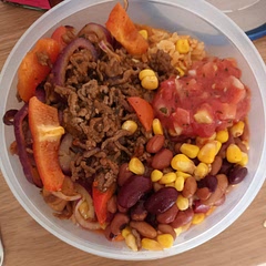 Instead of chicken  I used mince meat to do taco bowl insteAD