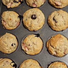 I added blueberries too, because all my fruit was going bad. 